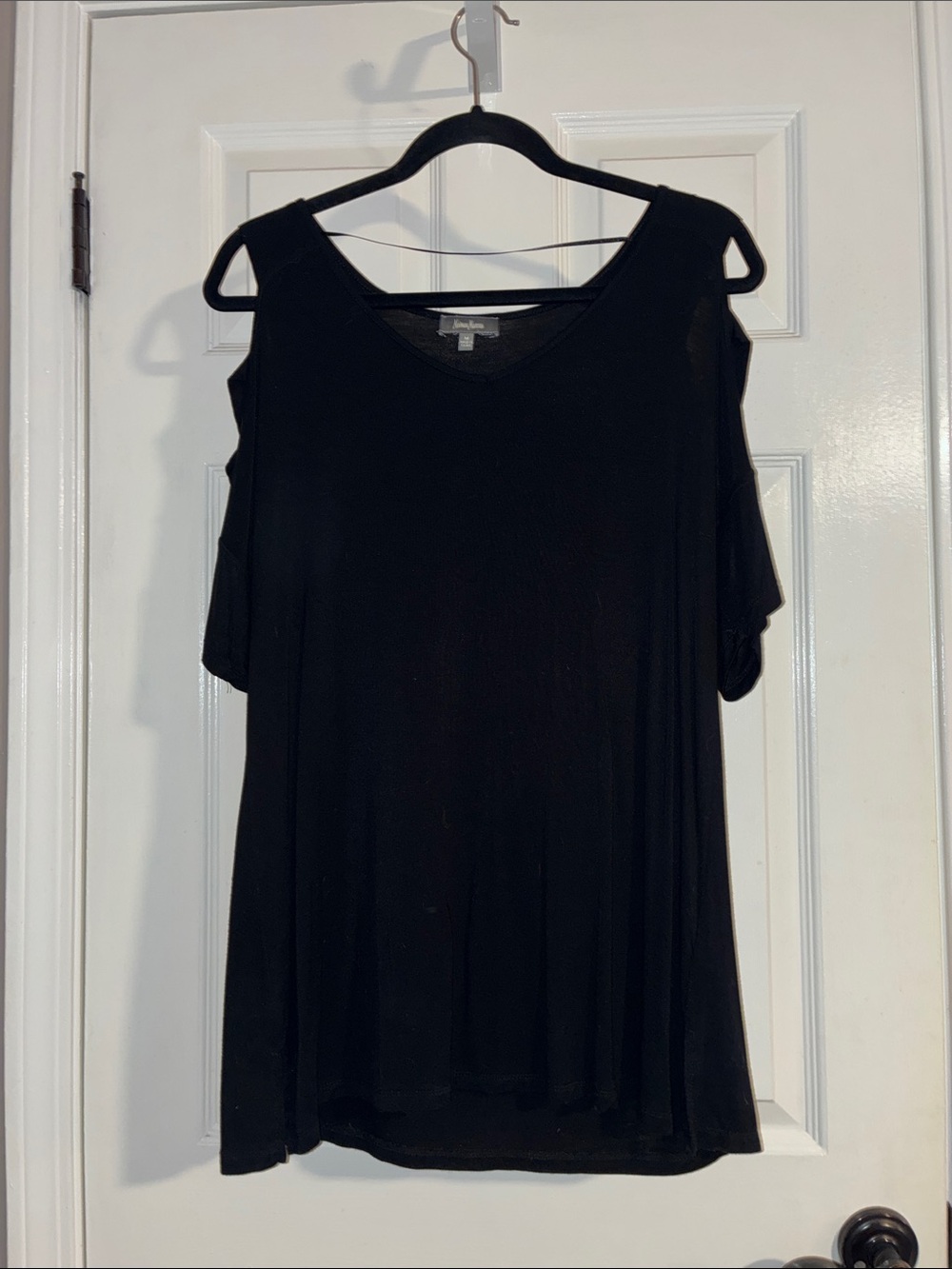 Neiman Marcus Black Cold-Shoulder Short Sleeve Top